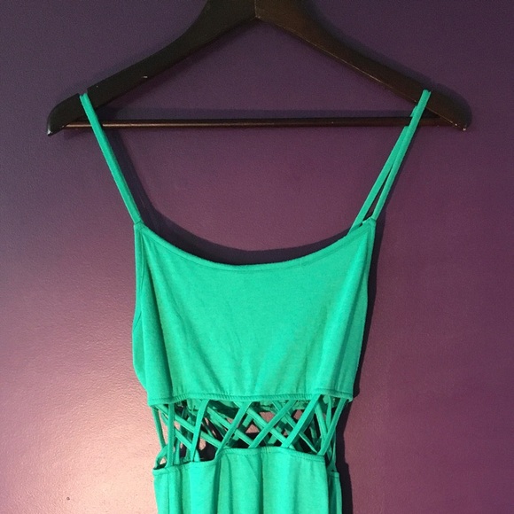 Green high low dress - Picture 2 of 4